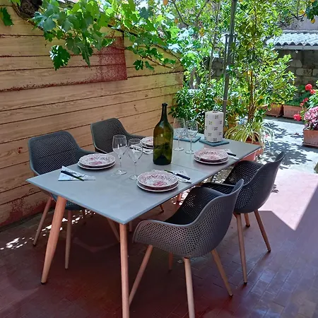 Σπίτι διακοπών Casa Figus Via Roma 20 *